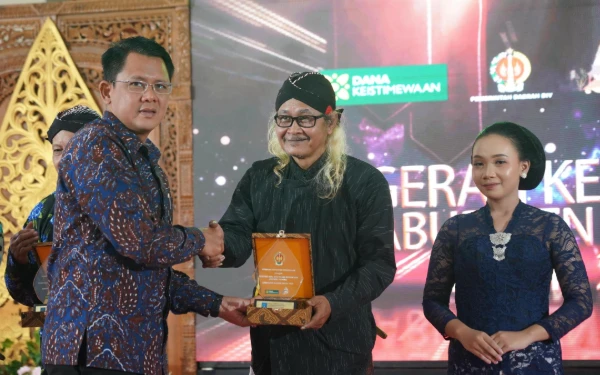 Thumbnail Berita - Apresiasi Seniman Lokal, Pemkab Sleman Berikan Enam Anugerah Kebudayaan