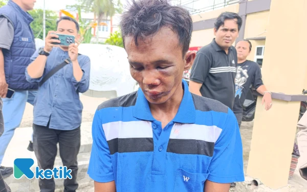 Thumbnail Nekat Todong Ojek Pakai Celurit, Malah Berakhir Dihajar Warga