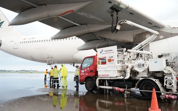Thumbnail Pertamina Pastikan Pasokan Avtur di 13 Bandara Aman saat Nataru 2026
