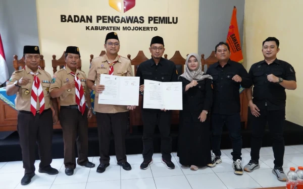 Thumbnail Berita - Sinergi Kawal Demokrasi, Bawaslu dan Pramuka Mojokerto Bentuk Saka Adyasta Pemilu untuk Generasi Muda