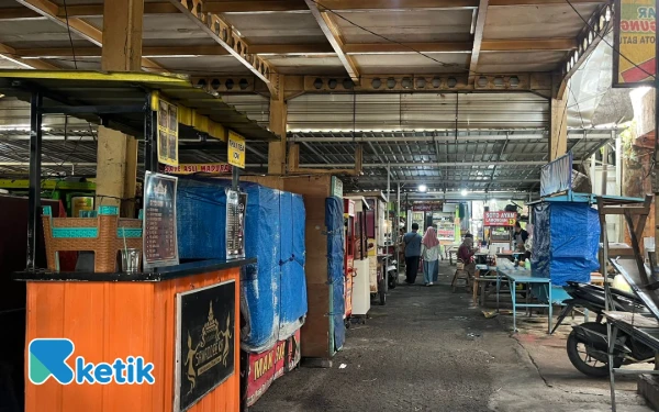 Thumbnail Gate Parkir Geser Delman dan Odong-odong, PKL Alun-alun Kota Batu Menjerit