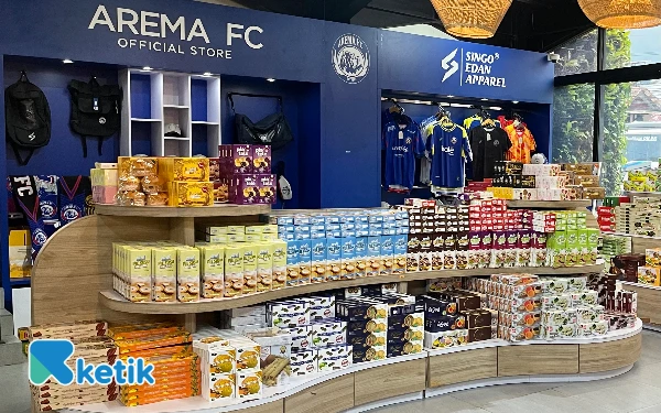 Thumbnail Berita - Pai Apel Khas Kota Batu, Oleh-oleh Ikonik di Buah Tangan Teruji Mutu dan Tak Tergantikan