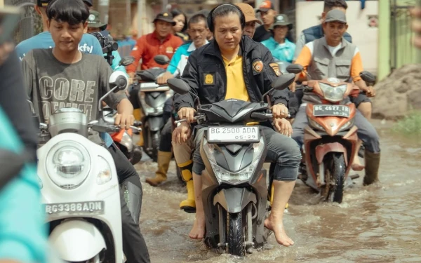 Thumbnail Wali Kota Palembang Cek Lokasi Banjir dan Targetkan 3.067 RTLH Rampung 2026