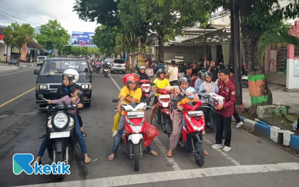 Thumbnail Berita - Donasi Pacitan Peduli untuk Korban Bencana Sumatra Tembus Rp24,49 Juta