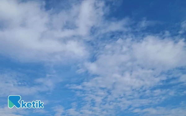 Thumbnail Kota Surabaya dan Pasuruan Diprakirakan Berawan 7 Desember 2025, Cek Info Cuaca Jawa Timur