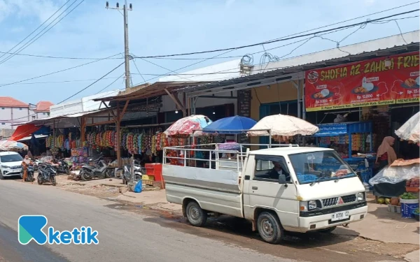 Thumbnail Retribusi Dipungut, Rasa Aman Tak Didapat Pedagang Pasar Tamberu Timur, Abrori: Retribusi Untuk Apa?