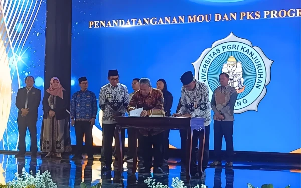 Thumbnail Berita - ‎Unikama dan Pemkot Batu Jalin Kemitraan Strategis Program Beasiswa Kuliah, Siap Cetak SDM Unggul