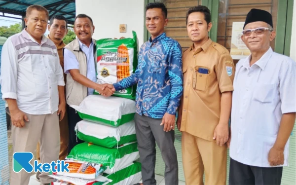 Thumbnail Berita - Petani Kabupaten Probolinggo Terima 14.500 Ton Benih Jagung SJI 962 Gratisan