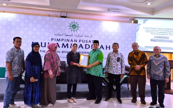 Thumbnail Wujudkan Kawasan Industri Hijau, SIER Dapat Sertifikasi Halal untuk Air Recycle