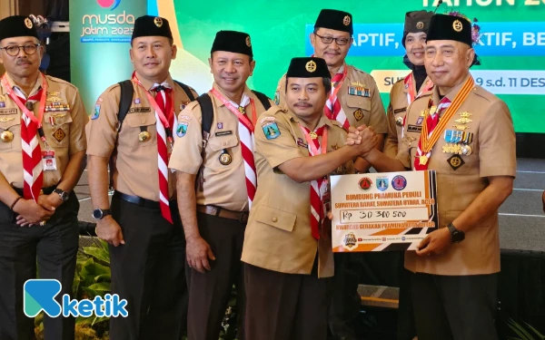 Thumbnail Pramuka Kwarcab Kota Blitar Beri Bantuan Rp30 Juta Korban Bencana Sumatera