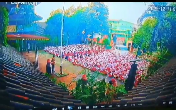 Thumbnail Duh, Mobil MBG Tabrak 19 Siswa di SDN 01 Kalibaru Jakarta Utara