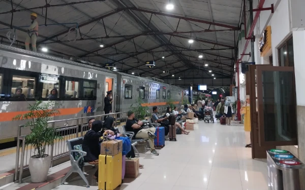 Masa Angkutan Nataru, KAI Daop 7 Madiun Sediakan 65.556 Tiket Kereta Api Jarak Jauh