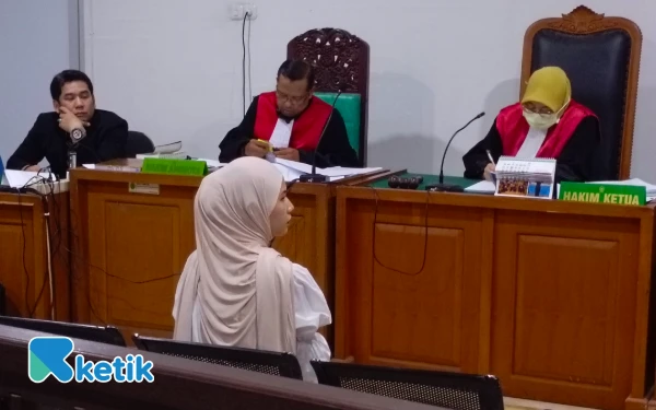 Thumbnail Sidang Korupsi PMI Palembang, Saksi Akui Diarahkan Jawab Pertanyaan Penyidik