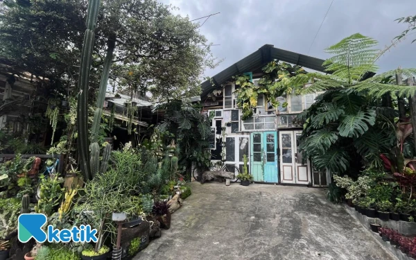 Thumbnail Berita - [FOTO] Ramah Lingkungan, Retrorika Kafe Cocok Jadi Jujugan Wisata Kuliner di Kota Batu