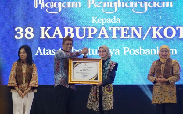 Thumbnail Berita - Perluas Akses Bantuan Hukum Lewat Posbakum, Wali Kota Kediri Raih Apresiasi dari Menteri Hukum