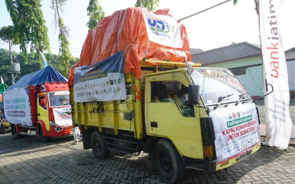 Thumbnail Kemenag Jatim Bersama FOZ dan Pemprov Kirim Bantuan 103 Ton Bantuan Buat Korban Bencana Sumatera