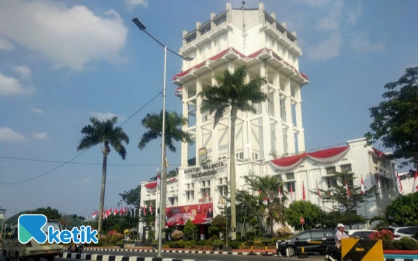 Thumbnail Berita - Sirine Bersejarah Era Kolonial di Kantor Wali Kota Palembang Dihidupkan Kembali