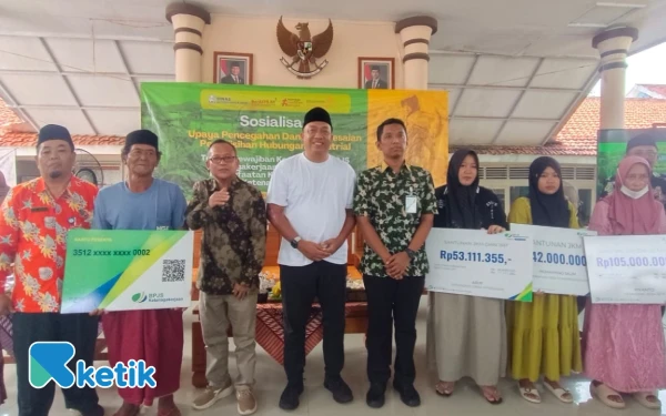 Thumbnail Berita - BPJS Ketenagakerjaan dan Disnaker Situbondo Gelar Sosialisasi Manfaat Kepesertaan