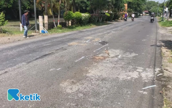 Thumbnail Berita - Lampu PJU Padam, Tiga Pengendara Motor Tewas Kecelakaan Adu Banteng di Mojokerto