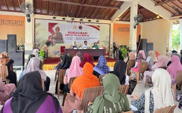 Thumbnail Berita - Anggota DPR RI Ini Tekankan Pentingnya Implementasi Empat Pilar Kebangsaan dalam Kehidupan Sehari-hari