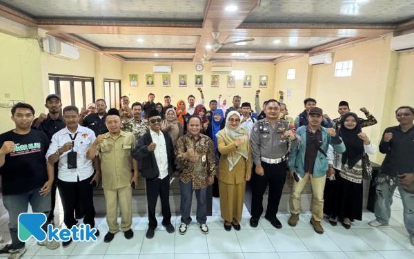 Thumbnail Berita - Kesbangpol Brebes Gelar Pendidikan Politik bagi Ormas, Tekankan Cerdas Berpolitik dan Keselamatan Berlalu Lintas