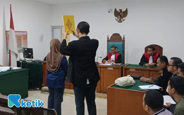 Thumbnail Ruko di Bukit Baru Palembang Jadi Gudang 4,4 Juta Batang Rokok Ilegal, Pemilik Mengaku Tak Tahu