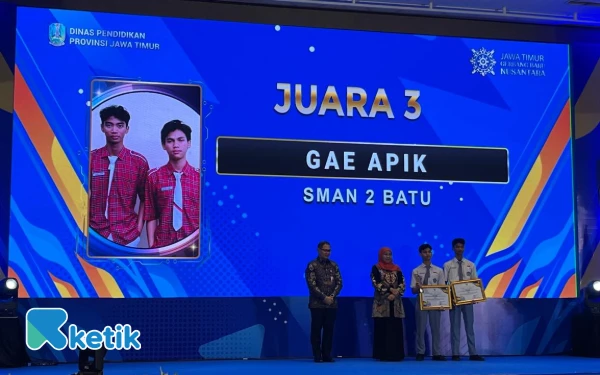 Thumbnail Festika Jatim 2025, Gubernur Khofifah Tegaskan Implementasi AI Harus Berbasis Nilai dan Karakter