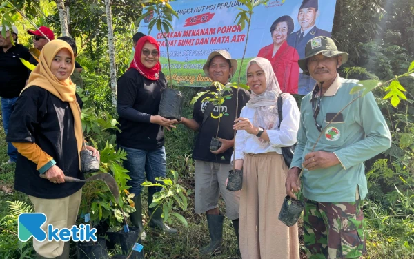 Thumbnail Berita - HUT ke-53 PDI Perjuangan di Jombang, Merawat Mata Air, Merawat Ibu Pertiwi