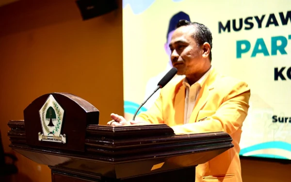 Thumbnail Djoe Ungkap Pesan Bahlil: Figur Kader Golkar Tak Boleh Lebih Besar dari Pohon Beringin