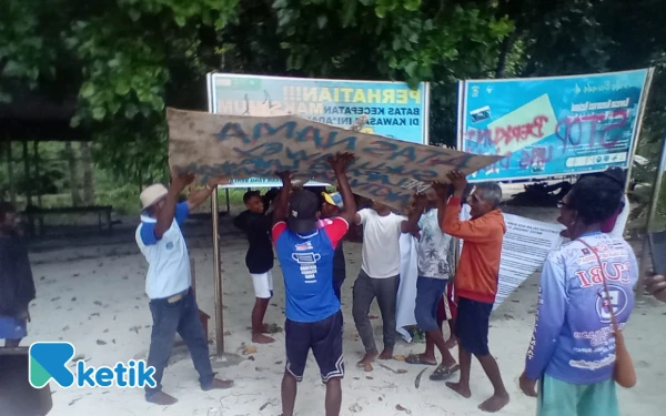 Thumbnail Berita - Pemilik Hak Ulayat Buka Palang Pulau Wayag Raja Ampat, Harap Akses Wisata Kembali Normal