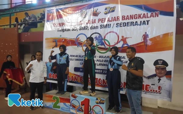 Thumbnail Berita - Bupati Bangkalan Lukman Hakim Apresiasi Olimpiade Pelajar, Jadi Wadah Penjaringan Atlet Berbakat