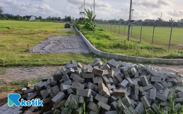 Thumbnail Berita - Proyek "Siluman" Joging Track di Stadion Forlantas Sidomoyo, Sleman Tuai Tanda Tanya