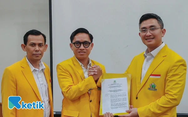 Thumbnail Muammar Jabat Sekretaris Golkar Lebak, Harap Dapat Menjalankan Amanah dengan Baik