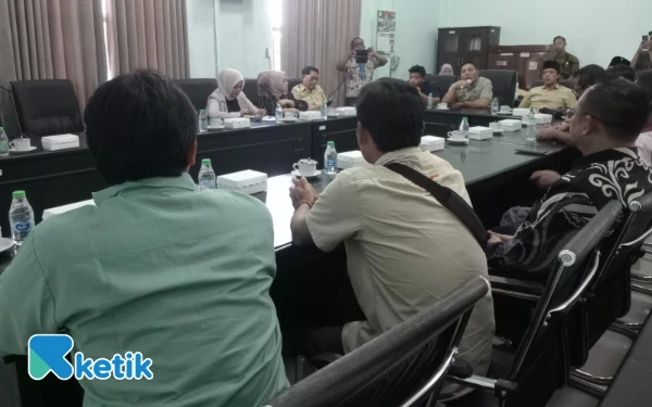 Komisi C DPRD Jombang Tegaskan Ada Kesalahan Konstruksi Tugu Rp1 Miliar, Kontraktor Terancam Di-blacklist