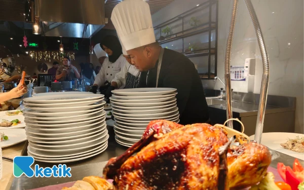 Thumbnail Lezatnya Turkey Oven Ala Hotel, Hidangan Istimewa di Tengah Acara Keluarga
