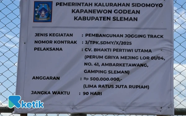 Thumbnail Berita - Usai Disorot, Papan Proyek Jogging Track Stadion Forlantas Rp500 Juta Akhirnya Terpasang Tanpa Sumber Dana
