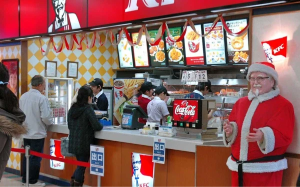 Thumbnail KFC di Jepang Jadi Menu Wajib saat Natal, Kok Bisa? Ternyata Ini Sejarahnya!