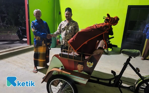 Thumbnail Kontroversi Becak Listrik Bantuan Prabowo di Brebes, Bumdes Mekar Jaya Akhirnya Serahkan ke Penerima