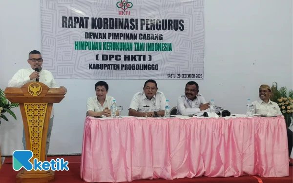 Thumbnail Berita - Terungkap! Rahasia Harga Tembakau Probolinggo Stabil, Kolaborasi Dahsyat HKTI dan Bupati