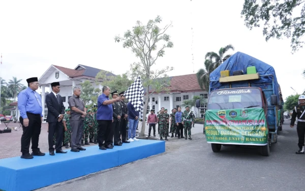 Thumbnail Berita - Bupati Asahan Lepas Bantuan Kemanusiaan untuk Korban Sumatera