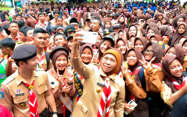 Thumbnail Berita - Duet Kak Khofifah dan Kak Arum Pimpin Pramuka Jatim! Anggota Dididik Cinta Alam, Begini Kata Pakar