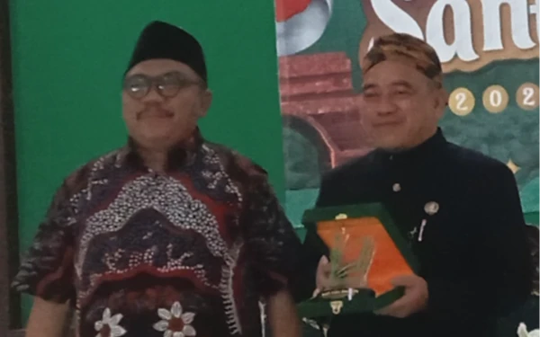 Thumbnail Berita - Kemenag Sumenep Gelar Jalan Sehat Kerukunan, Hadiah Utama Dua Paket Umrah