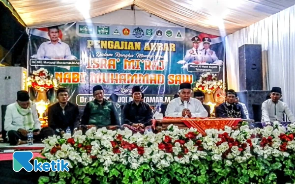 Thumbnail Berita - Eratkan Ukhuwah dan Teladani Perjuangan Nabi Muhammad SAW, Peringatan Isro' Mi'roj Masjid Baitussalam Ngampel Tulungagung