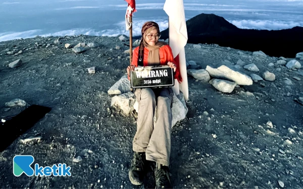 Thumbnail Berita - Liburan Mendaki Gunung, Gaya Oke dan Keamanan Tetap Terjaga