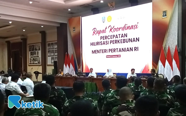 Thumbnail Jatim Tumpuan Swasembada Gula Nasional! Mentan Amran Apresiasi Gubernur Khofifah