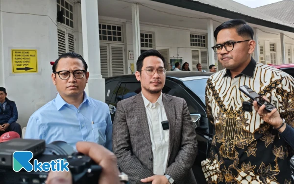 Thumbnail Kesehatan Haji Halim Memburuk, Sidang Korupsi Lahan Tol Betung–Jambi Ditunda hingga Januari 2026