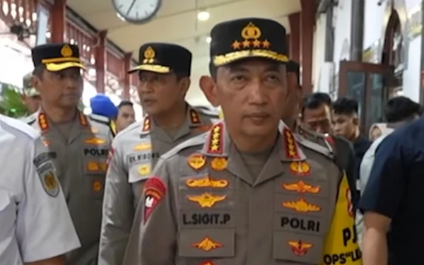 Thumbnail Kapolri Mutasi 31 Brigjen Pol dalam Rangka Penyegaran Organisasi