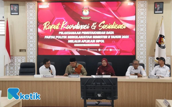 Thumbnail Berita - KPU Probolinggo Dorong Parpol Update Data Semester II 2025