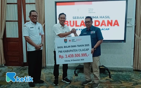 Thumbnail Berita - Tembus Rp3,4 Miliar, Hasil Bulan Dana PMI Tahun 2025 Diserahkan ke Pemkab Cilacap