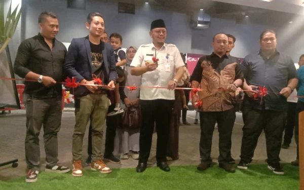 Thumbnail Berita - Sate Kambing Muda Batibul Bang Indra Buka di Pasifik Mall Tegal, Hadirkan Sensasi Kuliner Legendaris di Pusat Kota